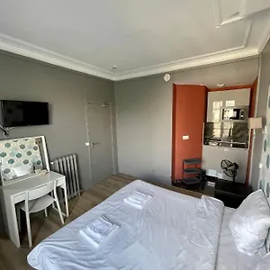 Le17 Furnished Paryż