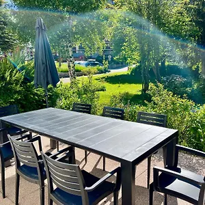 lauranour.hotels-rhonealpes.com/